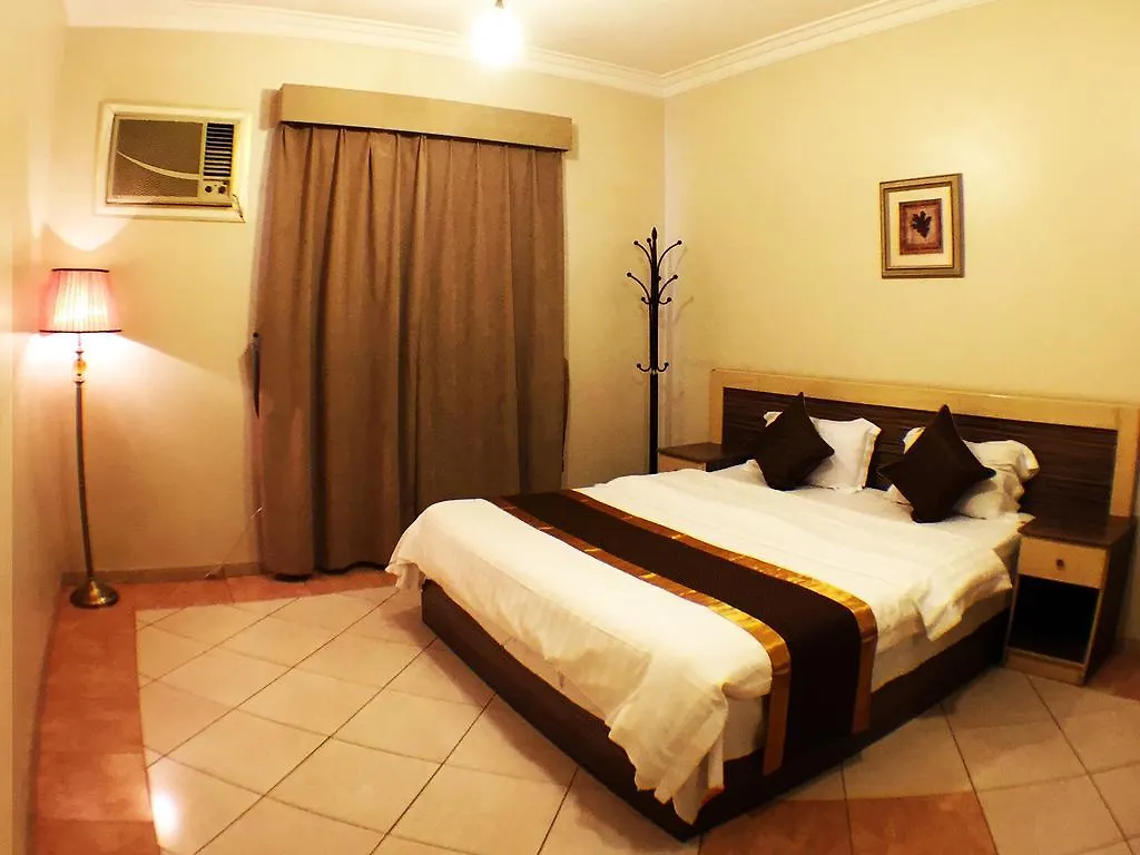 Rajad Hotel Apartmentsリヤード アパートホテル