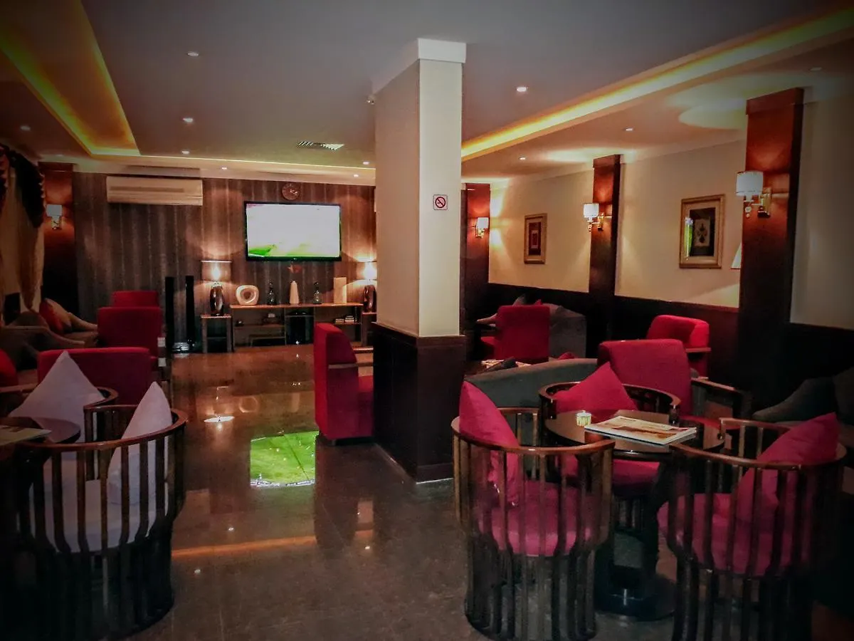 Rajad Hotel Apartmentsリヤード